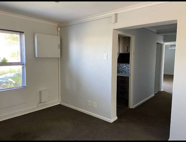 104M² OFFICE TO LET IN TOKAI